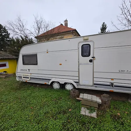 Retro Challenge And Garden Prag
