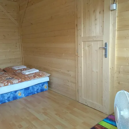 Retro Challenge And Garden Guest house Prague