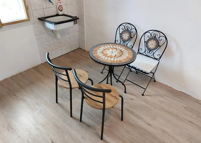 Retro Challenge And Garden Praga